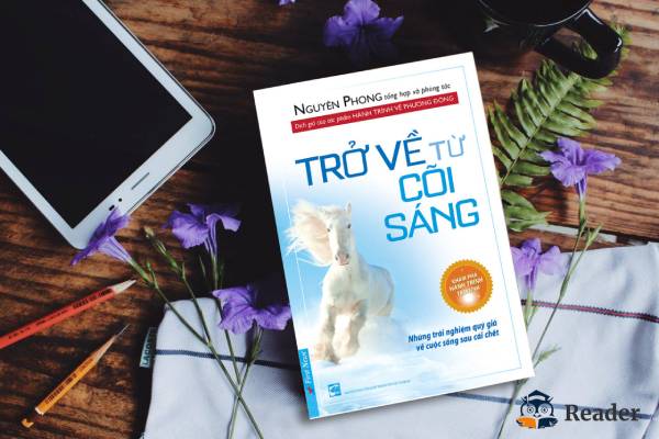 Sách Trở về từ cõi sáng